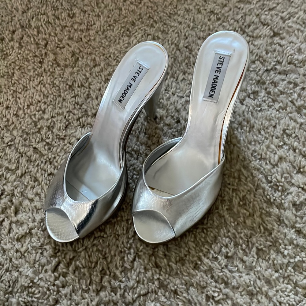 Silver heels